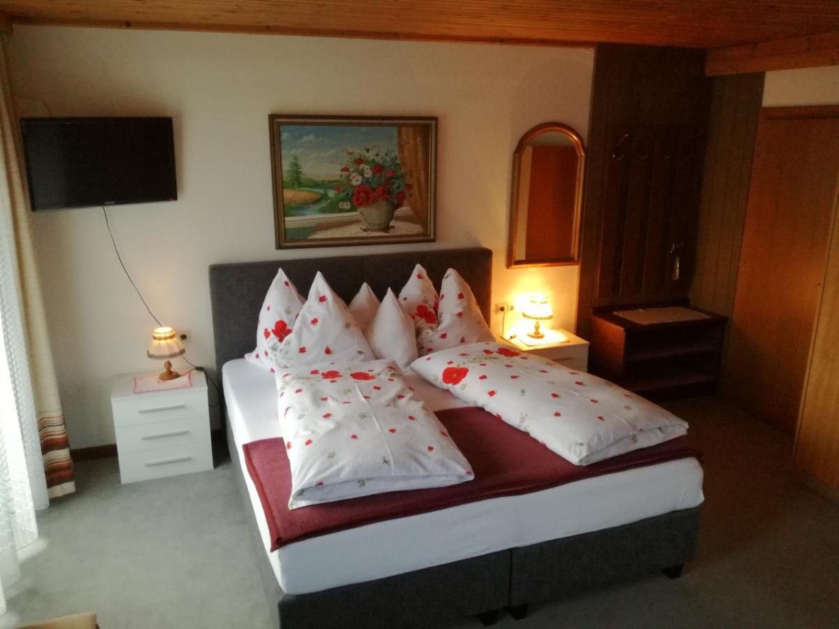 Pension Brunner Бад Кляйнкирххайм Экстерьер фото